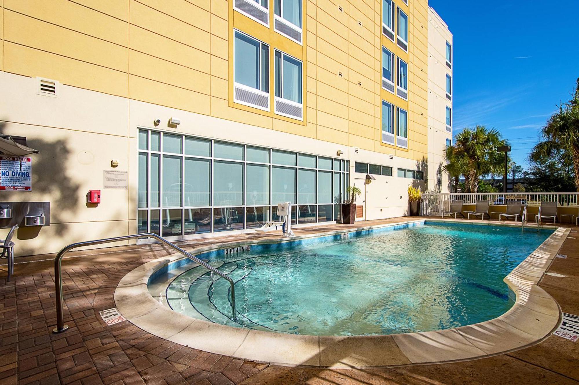 Springhill Suites Tampa North/Tampa Palms Dış mekan fotoğraf